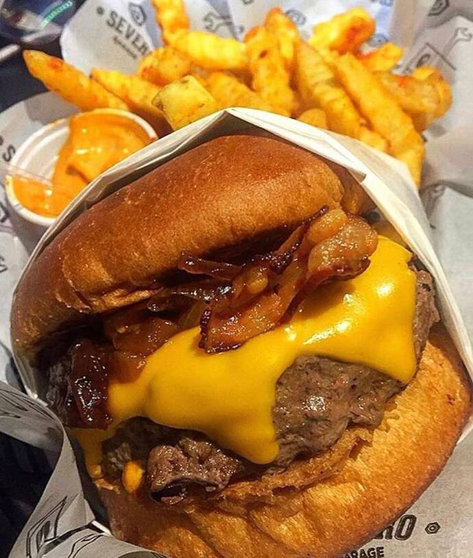 Sence hamburger içindeki en önemli malzeme nedir?