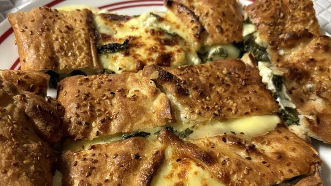 Peynirli pide sever misiniz?