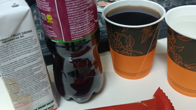 Helva ile hangisi daha iyi gider: Kahve, Meyve suyu, Su, Şalgam suyu?