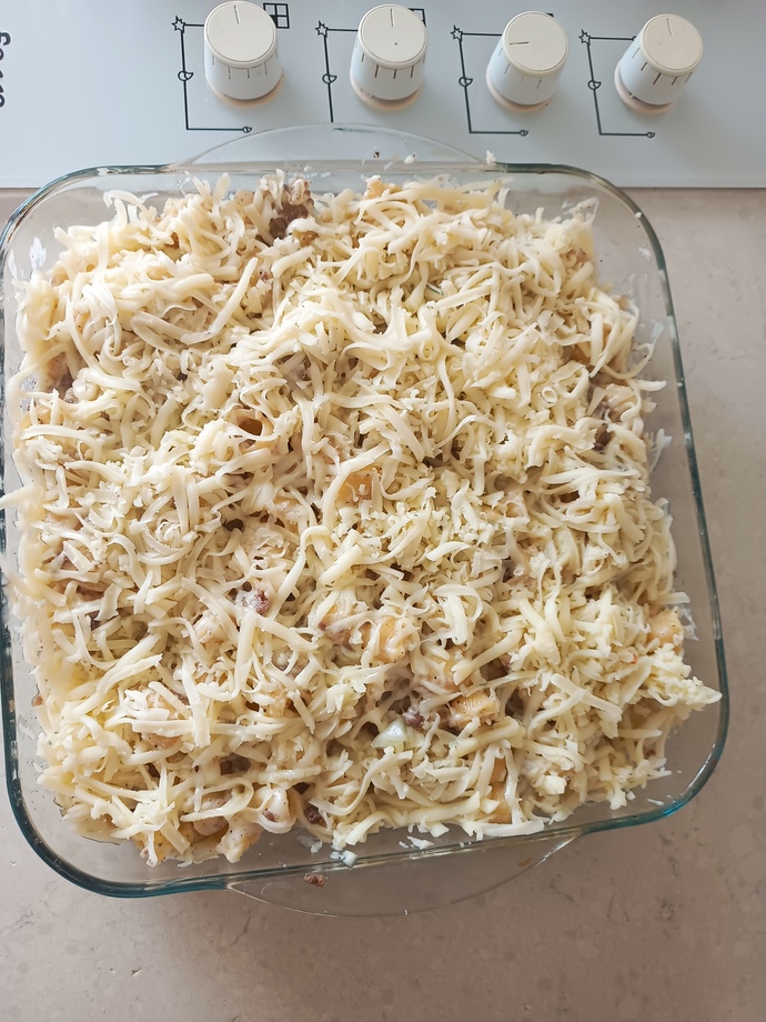Fırında kıymalı beşamel soslu makarnam nasıl sizce?
