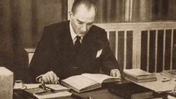 Sizce Atatürk’ün kitap okuma alışkanlığı Türkiye’de yaygın olsaydı kültürel seviye nasıl olurdu?