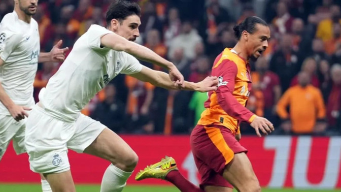 Galatasaray 0 - U. S Gilloise 1... Sarı kırmızılılar kötü oyun ve kötü hakemle mağlup oldu! Maçı nasıl buldunuz?