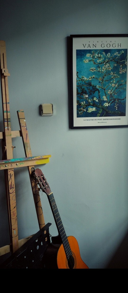 Evindeki eşyalar ve ortam bir sanatçı evi gibi olsun ister miydin?