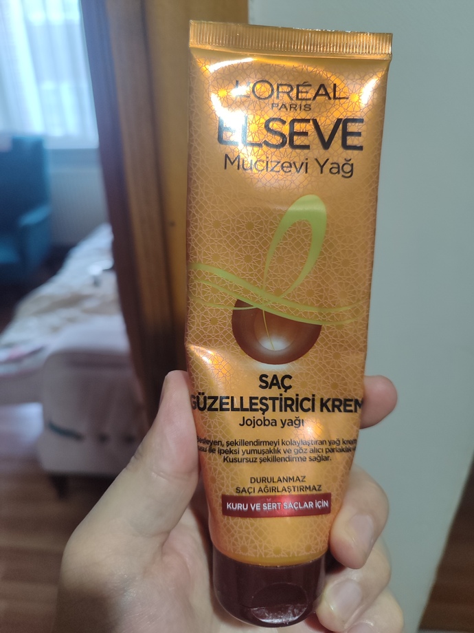 Saçlarım kuru ve aşırı yıpranmış, ne yapmam gerekiyor?