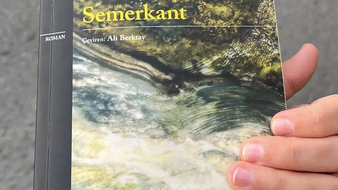 Günaydın 🌷 işe giderken kitap alır mısınız yanınıza?