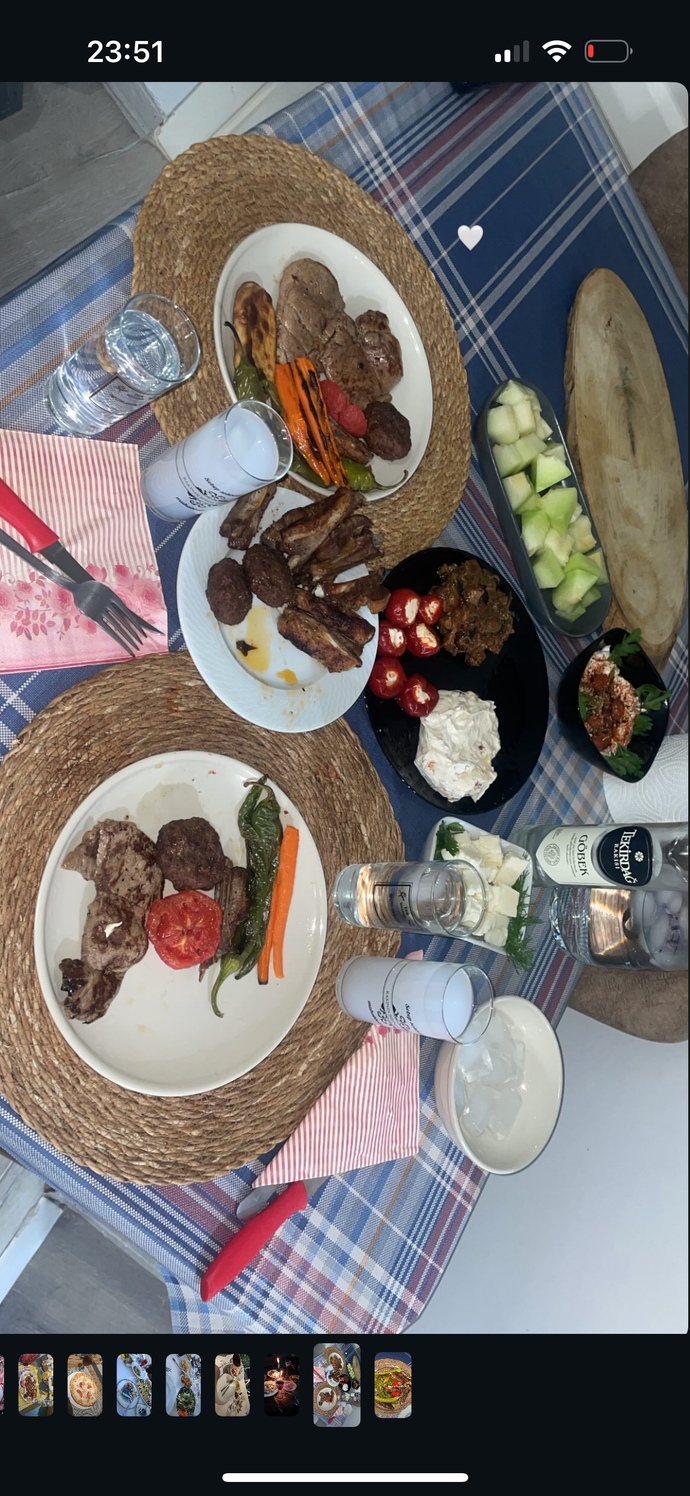 Bir erkeğin sizin için yemek hazırlaması hoşunuza gider mi kızlar?