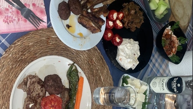 Bir erkeğin sizin için yemek hazırlaması hoşunuza gider mi kızlar?