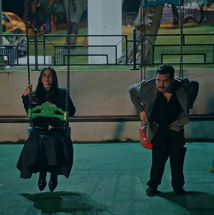 Çok sevdiğiniz birini evlendikten sonra tanıyıp sevmek ister miydin?