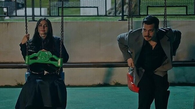 Çok sevdiğiniz birini evlendikten sonra tanıyıp sevmek ister miydin?