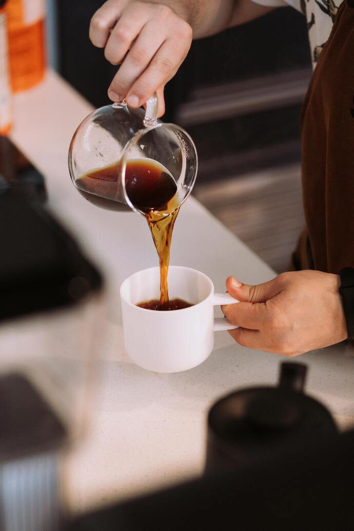 Yemek sonrası kahve mi, çay mı iyi geliyor?