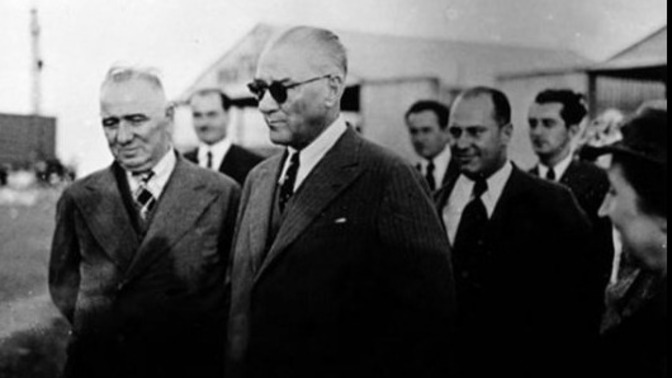 Atatürk bugün twitter kullansaydı, nasıl bir tweet atardı?