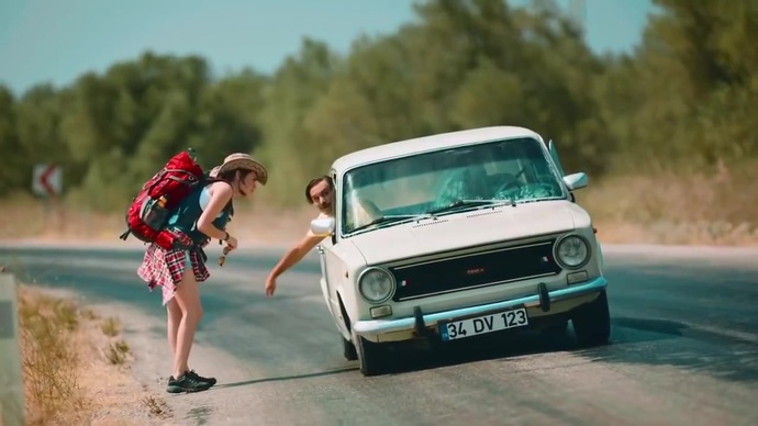 Otostop çekerek ülke gezilir mi?