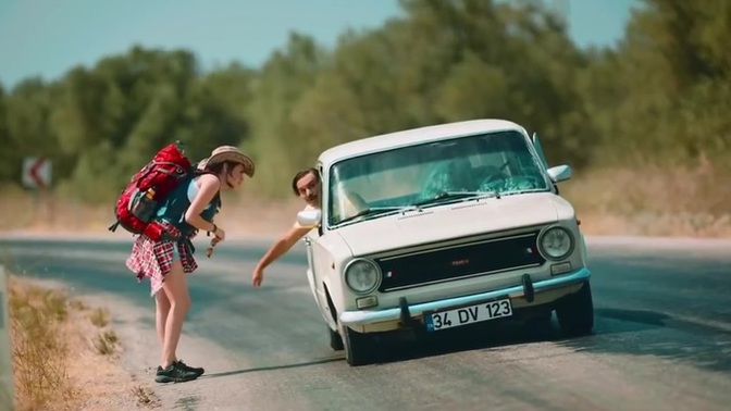 Otostop çekerek ülke gezilir mi?