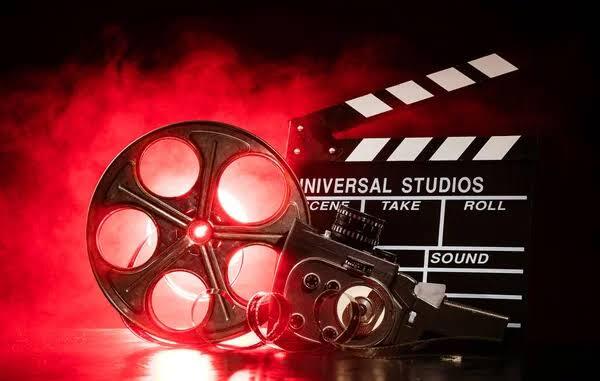 🎥🎞️Eğer bir film yapsan adını ne koyardın?