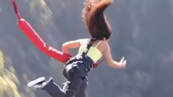 Bungee jumping denemek ister miydin yoksa asla yaklaşmam mı dersin?