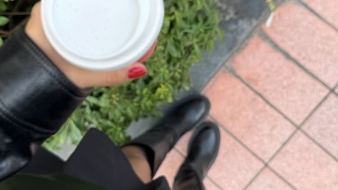 Selamsss anlık neler yapıyorsunuz? 🙃 Bugünde “günaydın güzelim” mesajı almadan mı? uyandık?