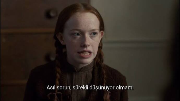 Her şeyi kafana takar mısın?