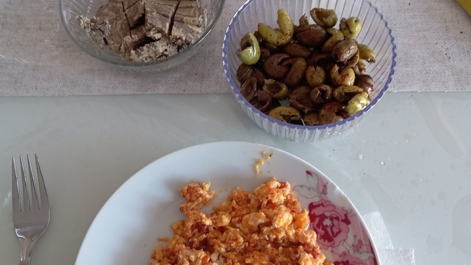 Sucuklu menemen denediniz mi?