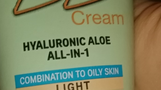 Kızlar, Bu krem sivilce üzerine sürülür mü?