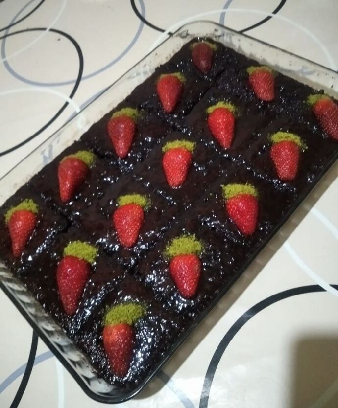 Browni kek yaptık, sever misiniz?