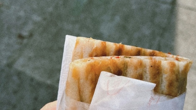Kıymalı pide yiyen kızdan olur mu?