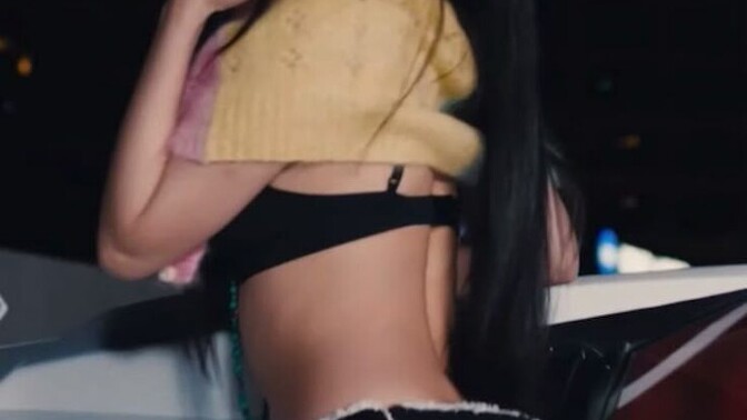 Jennie çok güzel yaa bence en güzel ve seksi asyalı kadınn hetero olmama rağmen çok beğeniyorum?
