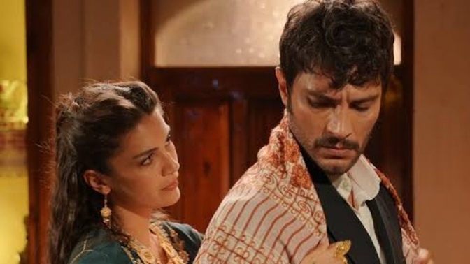 Tasacak bu deniz / uzak şehir / halef hangisi daha iyi?