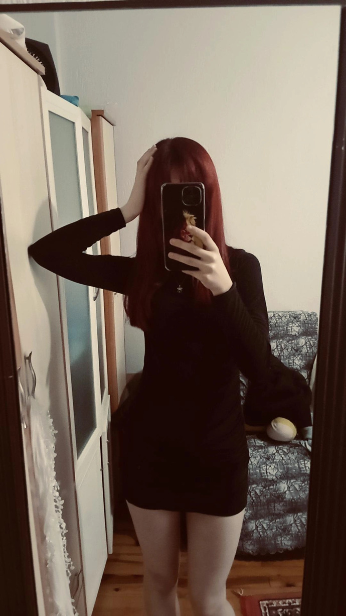 Bu tarz bunun uzun modelide var büzgülü bı model boyun tarafı bel kısmı nasıll
