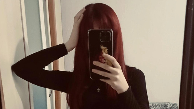 Siyah elbise seviyor musunuz?