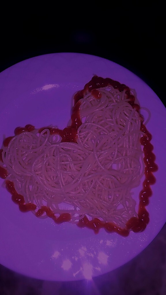 Bu spagetti siteden kime sizce?