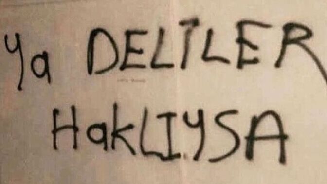 Madem yağmurda ıslanmak romantik… benim ıslanış niye sadece trajikomik?