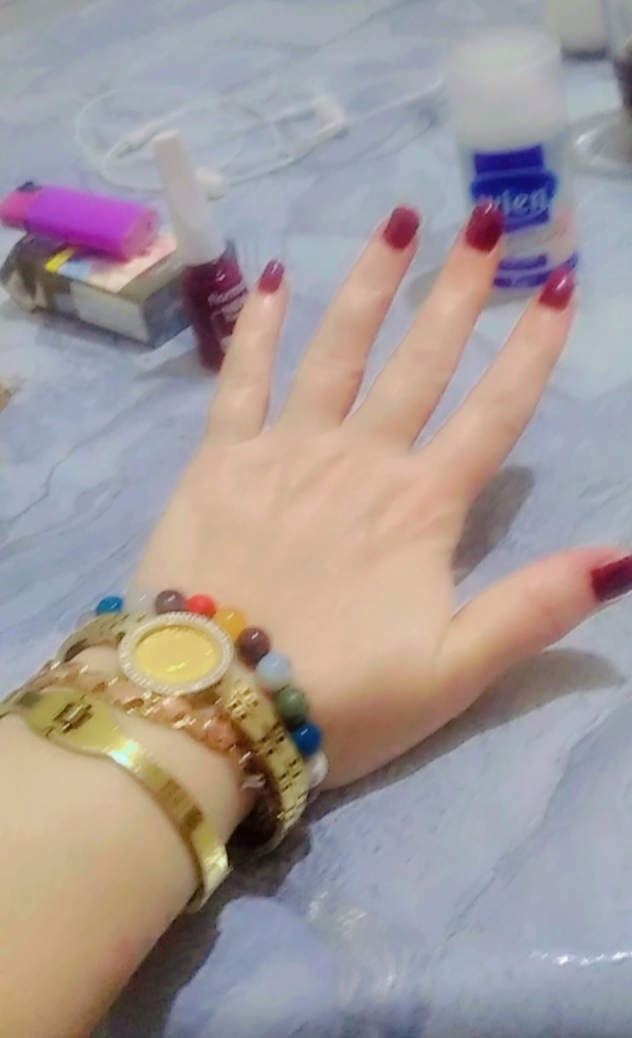 Hangi renk oje kadınlara daha çok yakışıyor 💅?