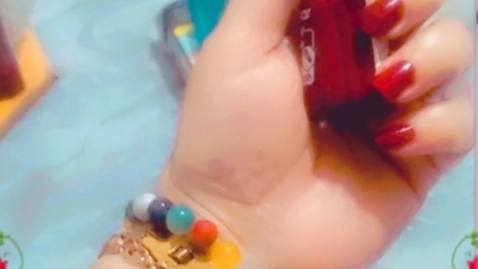 Hangi renk oje kadınlara daha çok yakışıyor 💅?