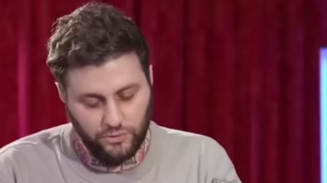Cinselliğe doymuş fakat aşırı kıskanç erkeğe ne denir?