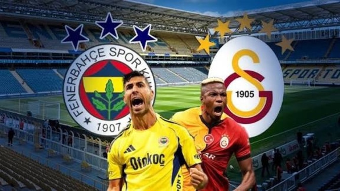 Bu akşam yine herkes derbi maçı izlemiş, tek gündem maç. Derbiyi izlemeyi seks yapmaya tercih eden kaç kişi var acaba?