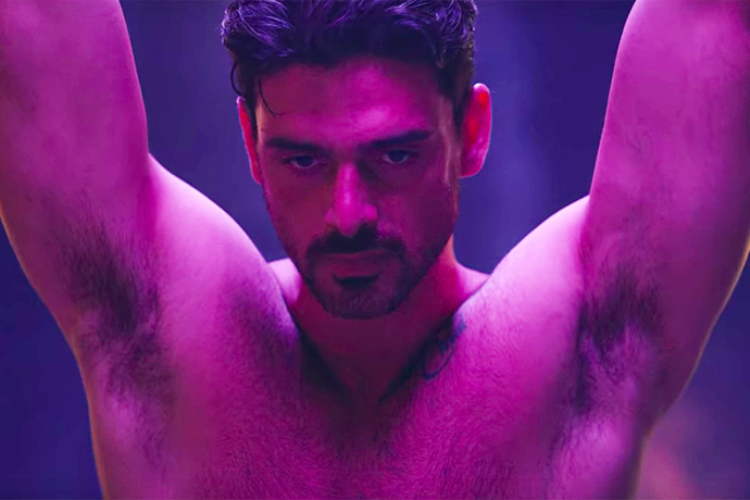 Yabanci filmlerdeki cıbıl erkek sevdasi bi tek beni mi rahatsiz ediyor?