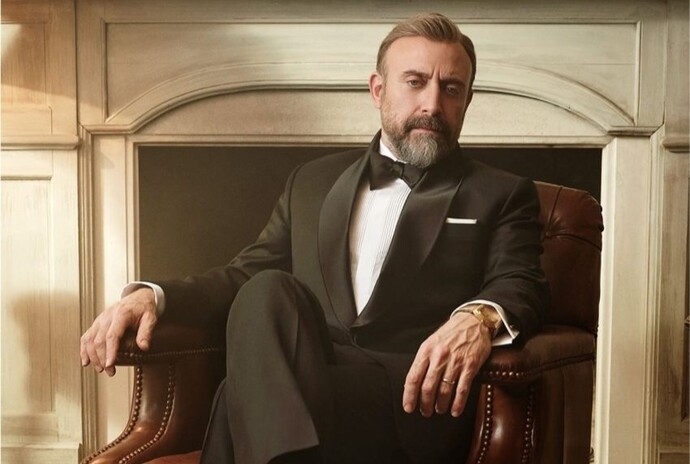 Kral kaybederse izliyor musunuz?