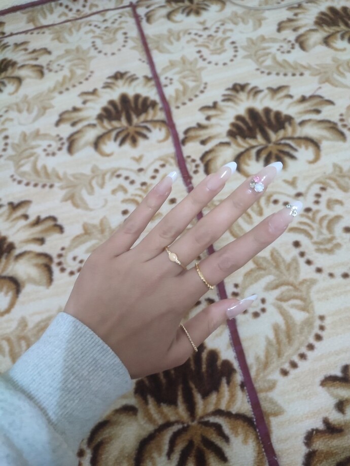 Tırnaklarim nasıl sizcee💅🏻?