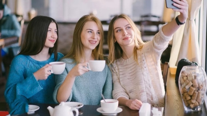 Eve gelen misafirlerinizle hatıra fotoğrafı çektirmeyi severmisiniz?