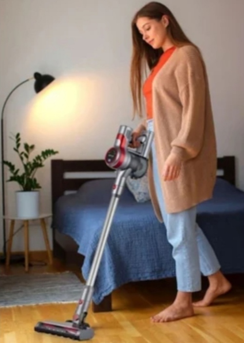 Çocuklu evler için robot süpürge mi yoksa dikey süpürge mi hangisi daha kullanışlı olur?