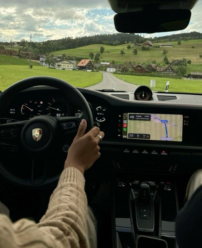 Uzun yolculuklarda arabayı kullanan mı olmak istersiniz yoksa yolcu olmak mı?