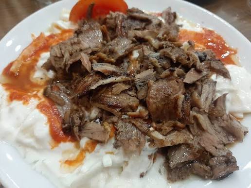 Senin için hangisi vazgeçilmez döner mi mantı mı?