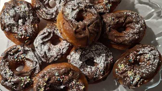 Donat sever misiniz 🍩🍭?