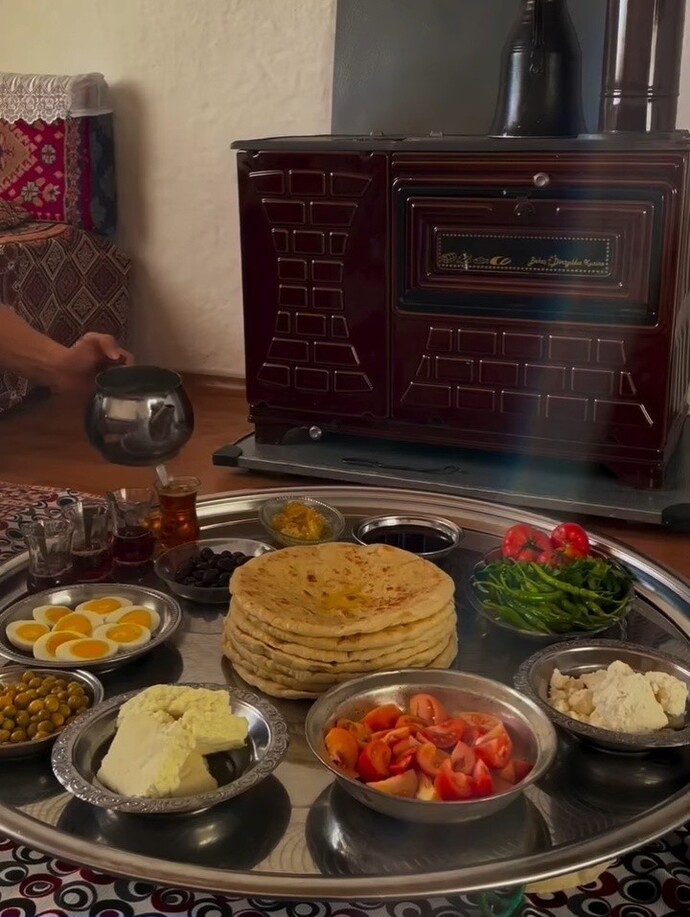 Günaydınlar 🥰 görselde ki kahvaltıya kim hayır diyebilir mesela?