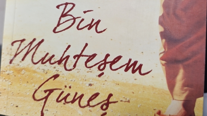 Son zamanlarda okuduğunuz hangi kitap sizi etkisinde bıraktı?