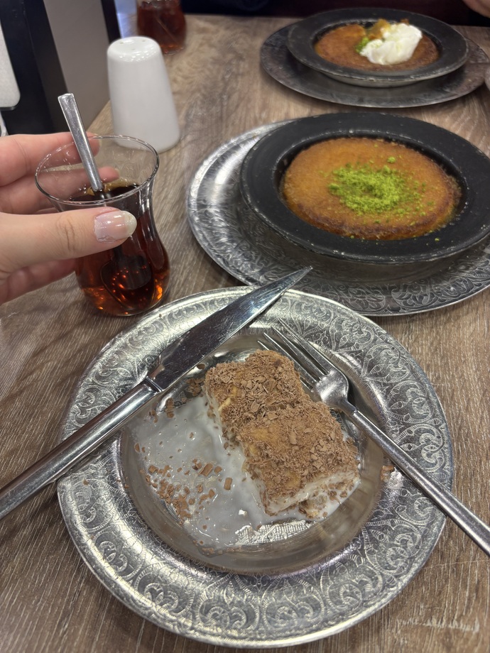 Künefe mi, soğuk baklava mı Aşkınız?