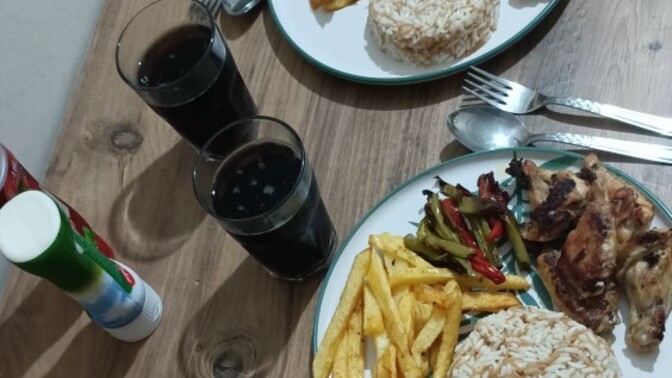 Bu saatte kim sizden yemek istese yaparsınız?