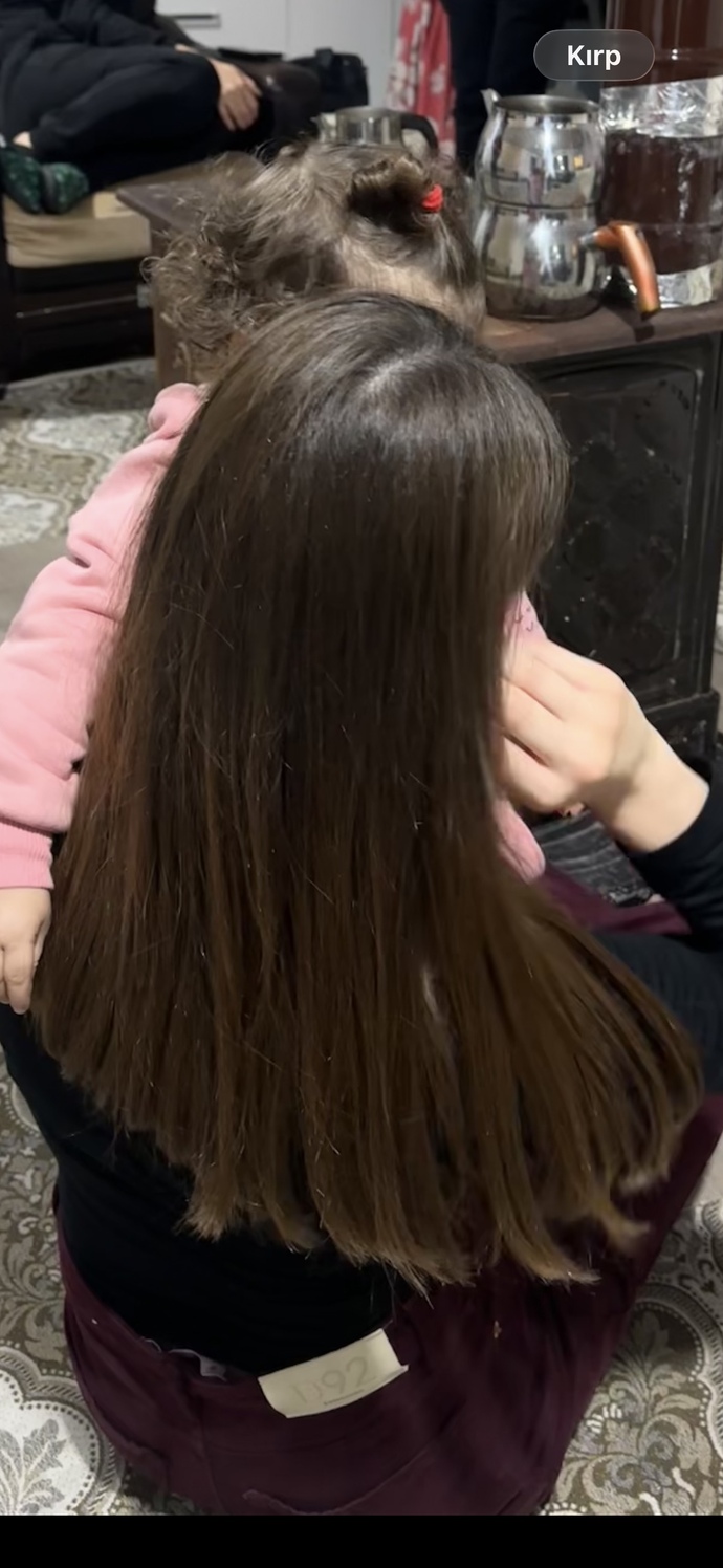 Saçım kestane mi duruyor kumral mi?