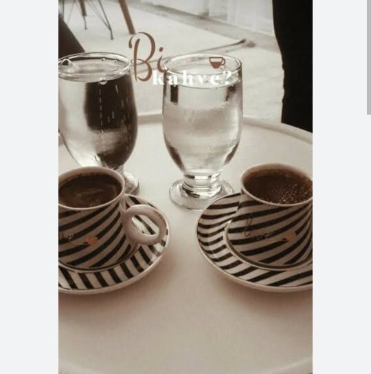 Latteyi bile sert ve şekersiz içecek kadar ne yaşadınız acaba?