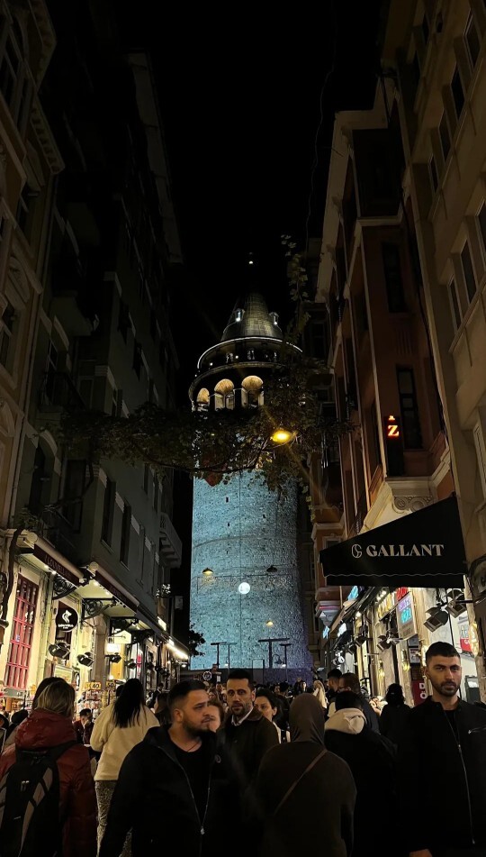 Bu instagrama atılır mı güzel mi?